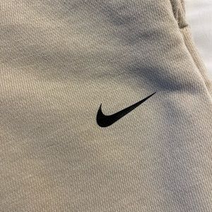 Nike women’s sweatpants